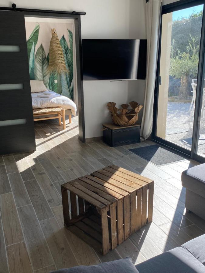 Petit Nid Douillet En Luberon Avec Spa Ansouis Zewnętrze zdjęcie